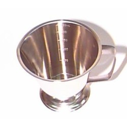 GRADUIERTER KRUG 2 LITER